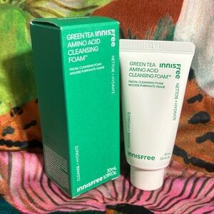 NWT Innisfree Green Tea Cleansing Foam 30mL